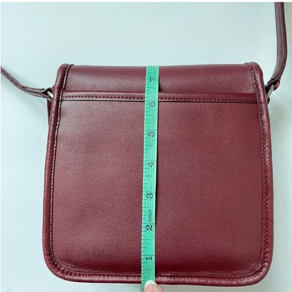 *SOLD* Vintage Coach Currant Companion 9076 Crossbody Bag Purse Rare - Picture 12 of 16